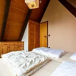 Ferienwohnpark Nurdachhaus Typ 8 Ndw 080 Сasa de vacaciones Immenstaad am Bodensee