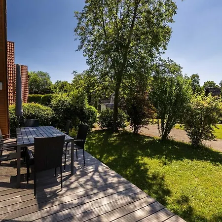 Ferienwohnpark Nurdachhaus Typ 8 Ndw 080 Сasa de vacaciones Immenstaad am Bodensee